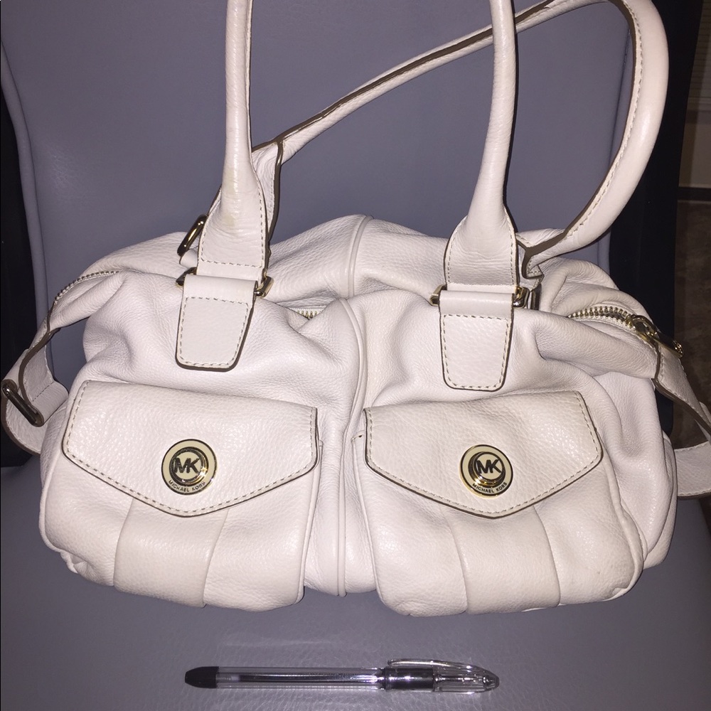 MICHAEL KORS LEATHER BAG