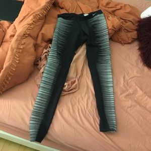 Nike leggings