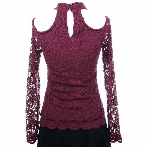 🔥FIRE SALE🔥Burgundy Lace Choker Long Sleeve Top - Picture 6 of 7