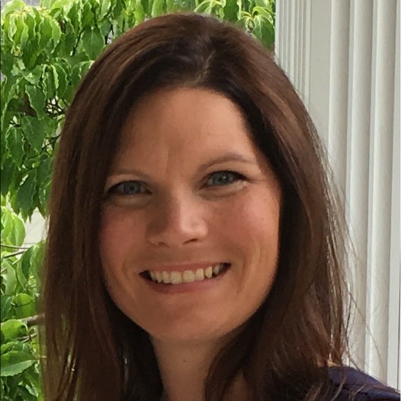 Meet your Posher, Brandy - Picture 1 of 1