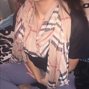 Plaid scarf