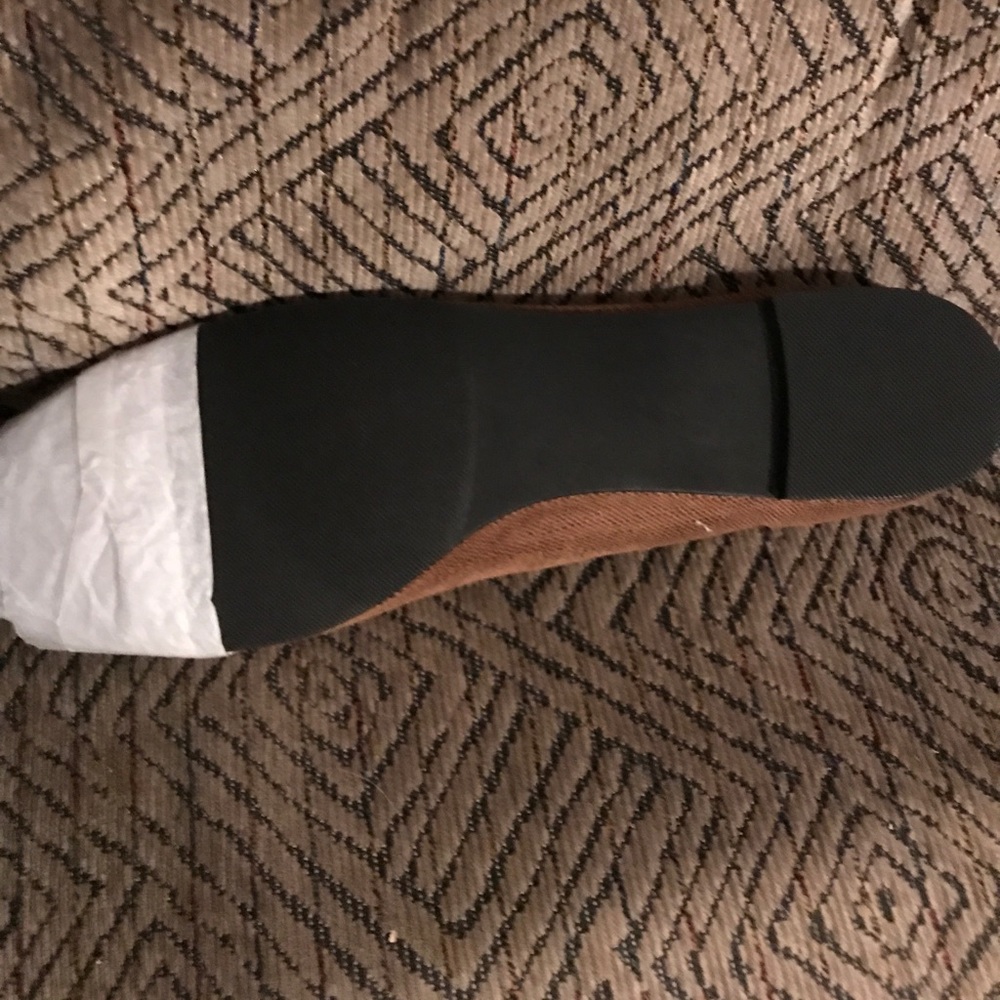 Flats - Picture 2 of 2