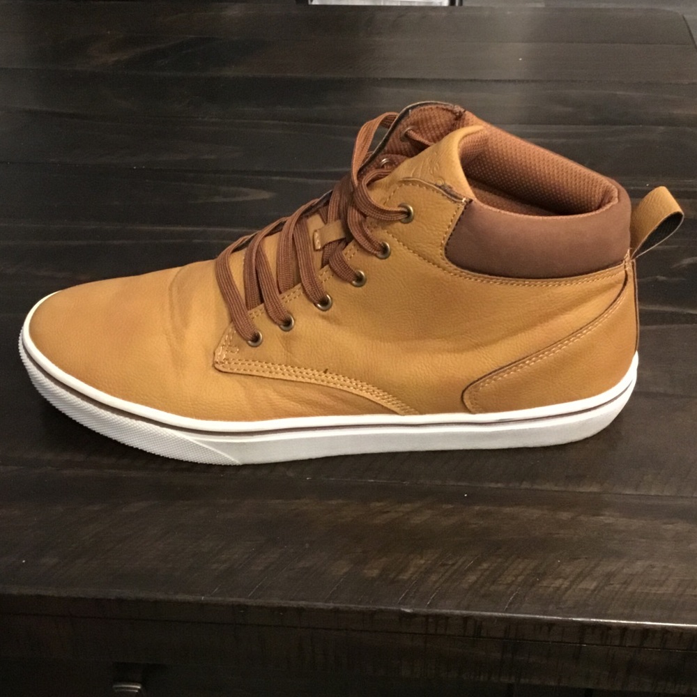 Leor shoes