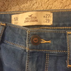 Hollister Jeggings size 5 Regular