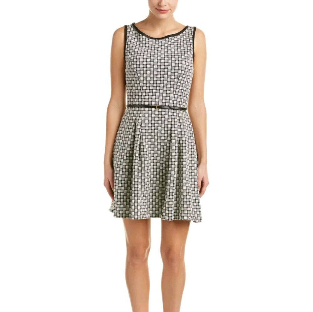 Max studio A-Line dress black and white belted