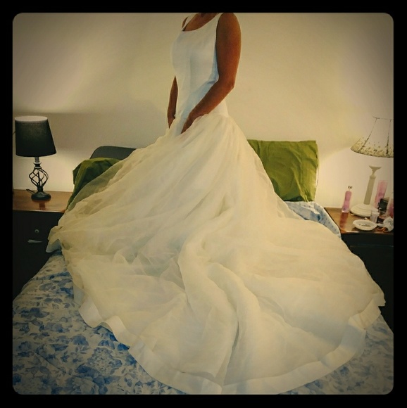 Enzio Dresses & Skirts - Enzio Wedding Dress Size 8