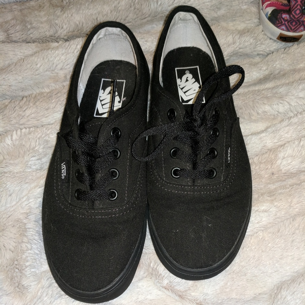 Women's black Vans