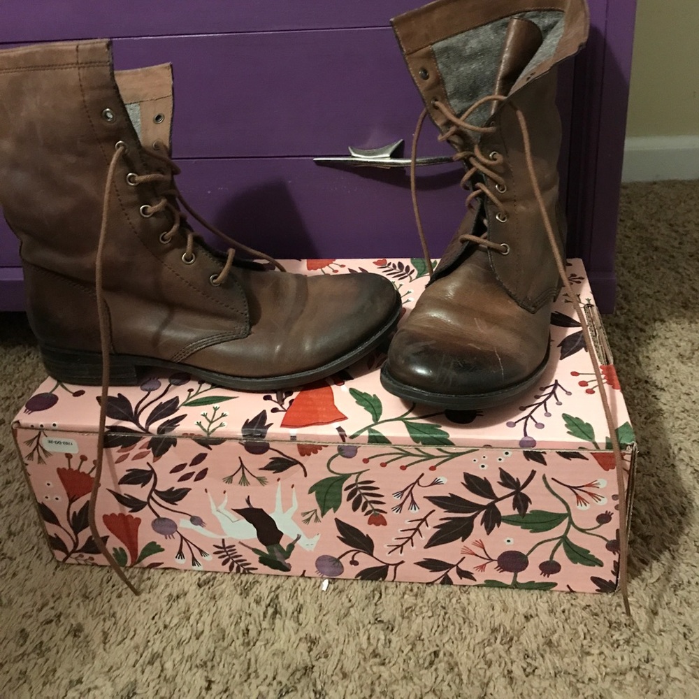 Nicole Leather boots