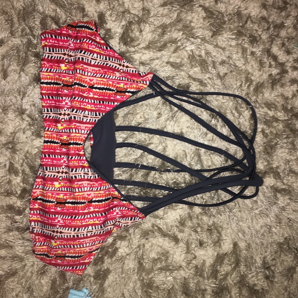 RED BIKINI! NWT SIZE SMALL⭐️⭐️ VS