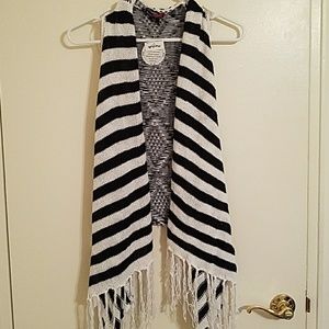 NWT Sleeveless Sweater