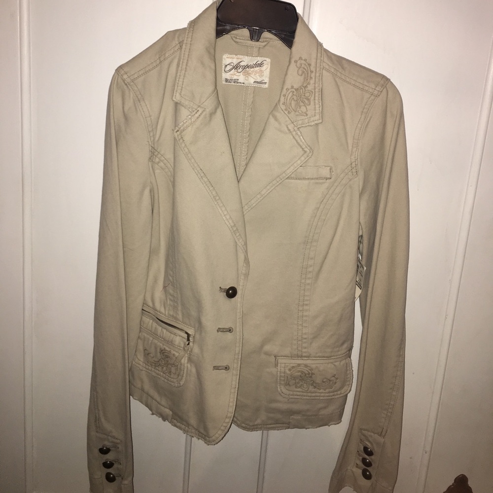 BEIGE JACKET!! SUPER SUPER CUTE AND CHEAP!!!