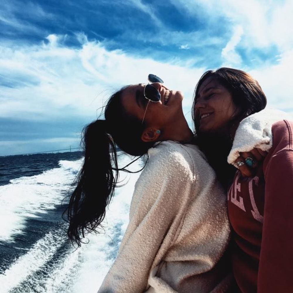 Meet your Posher, Alexis