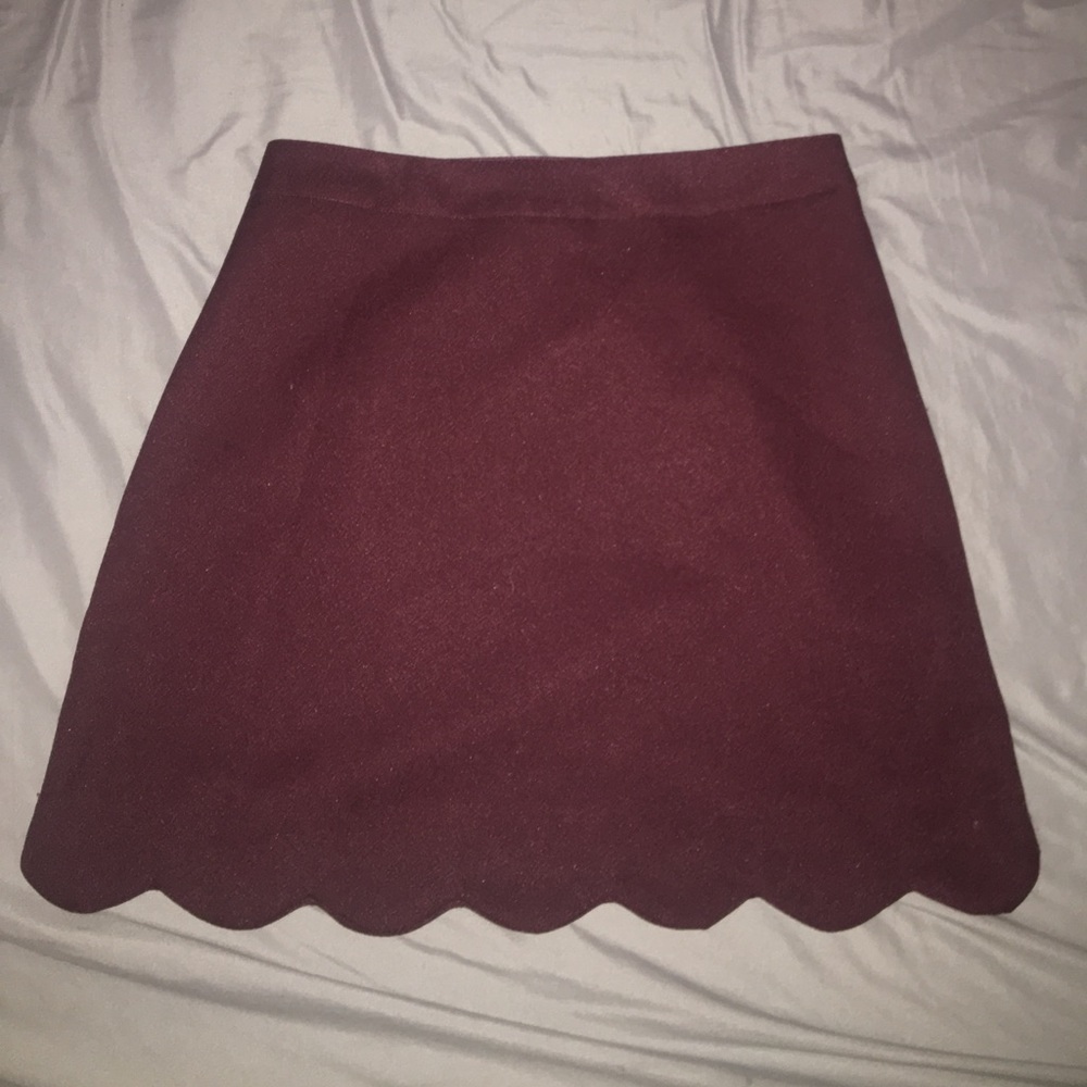 Burgundy scalloped A-line skirt
