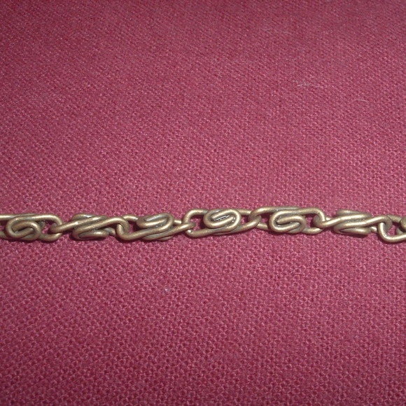 Champagne Metallic Faux Leather Clutch - Picture 4 of 4