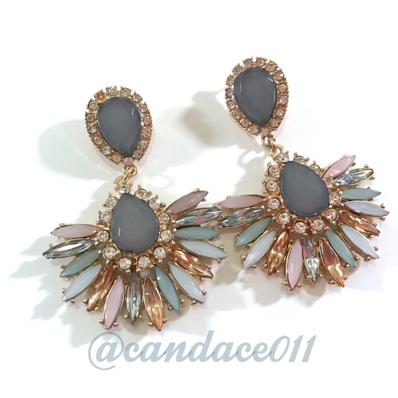 CC Boutique Jewelry - ⭐️5 STAR rated⭐️ Pastel & Grey Rhinestone Earrings
