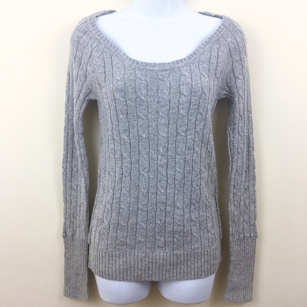 Aeropostale Gray Crew Neck Cable Knit Sweater