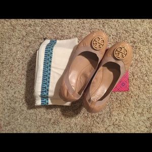 Tory burch nude flats