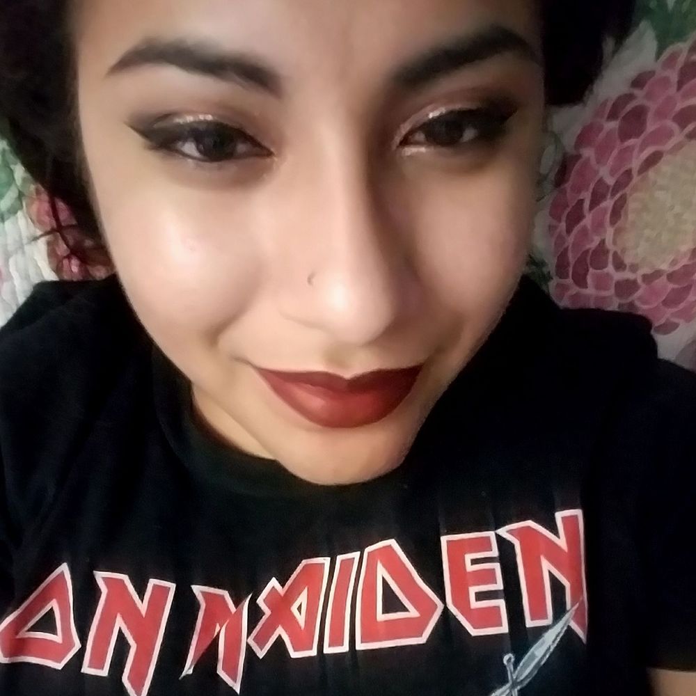 Meet your Posher, Alejandra