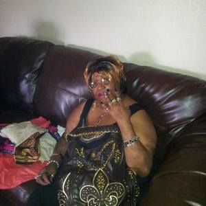 Meet your Posher, Corrine