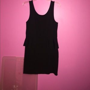 A black fitted dress