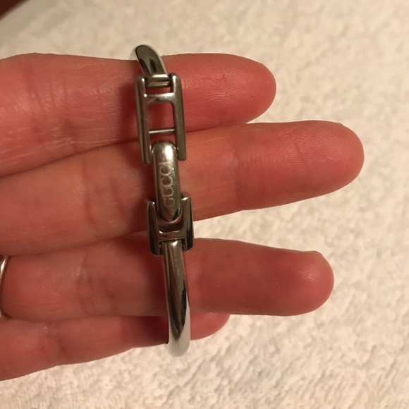 Gucci 1900 series watch - Picture 3 of 4