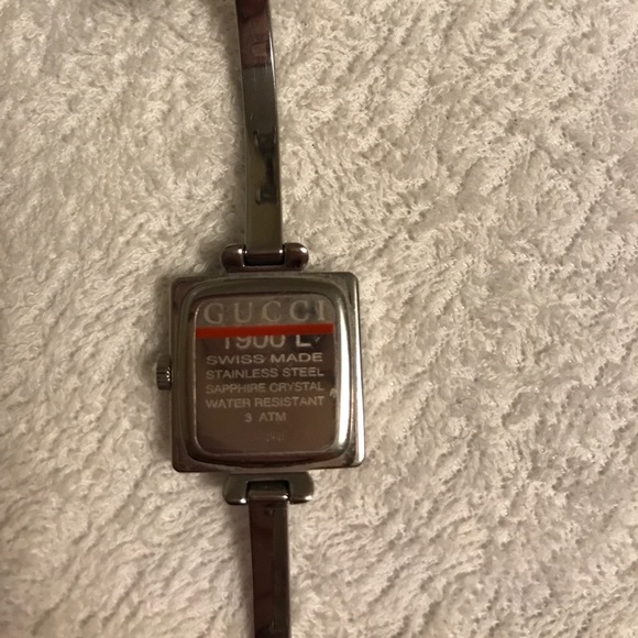 Gucci 1900 series watch - Picture 4 of 4