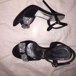 Black Heels With Sparkly Bow Size 8