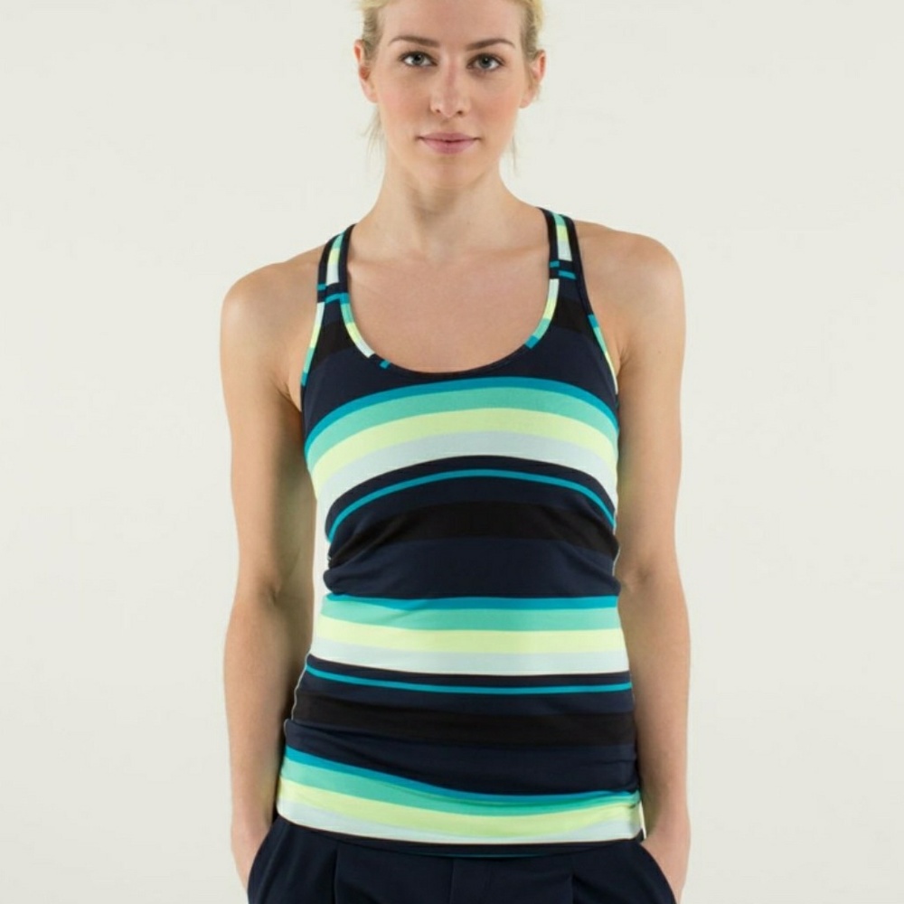 Lululemon striped CRB sz 4