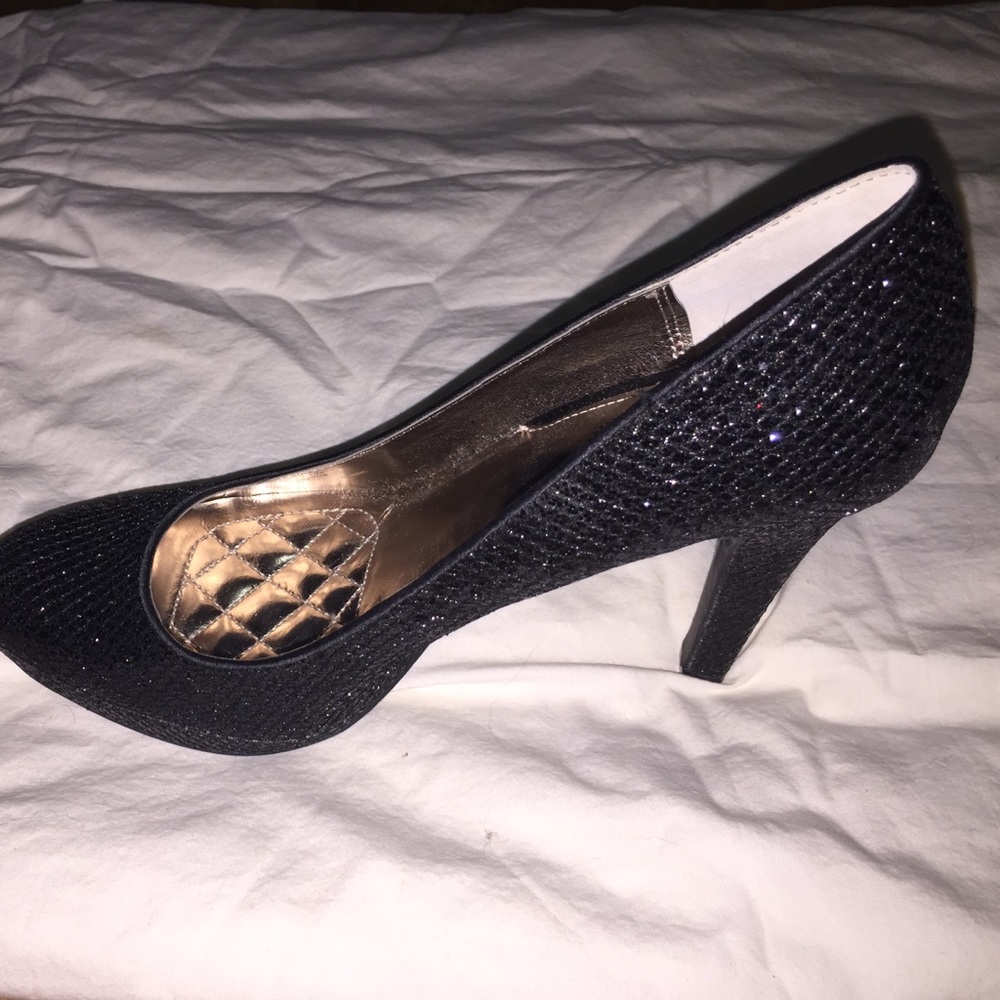 Sparkly Black Heels size 8
