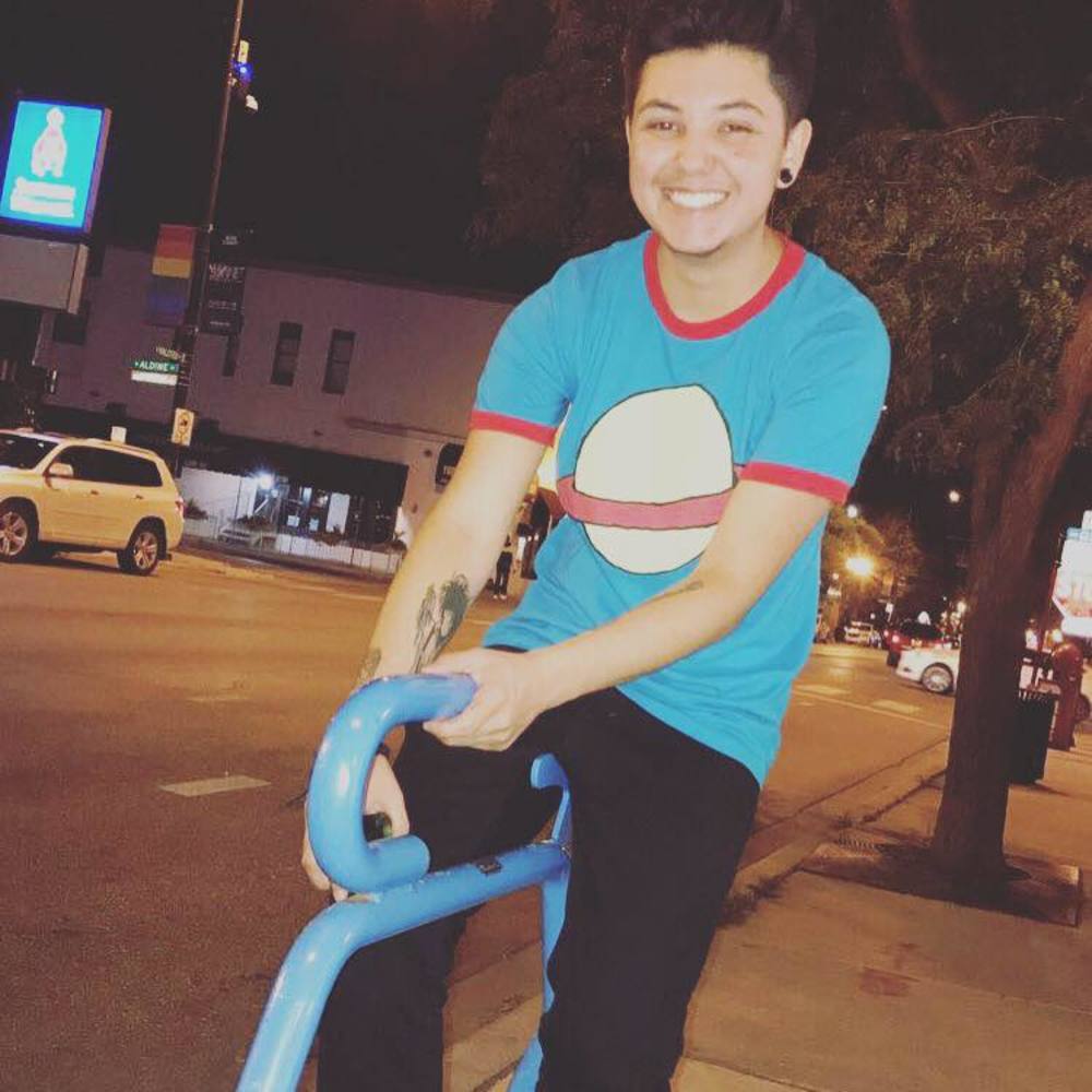 Meet your Posher, Levi