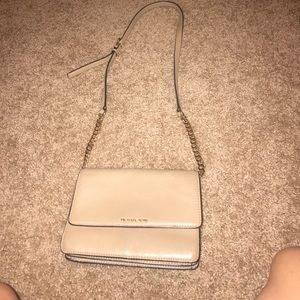 Michael kors cross body purse
