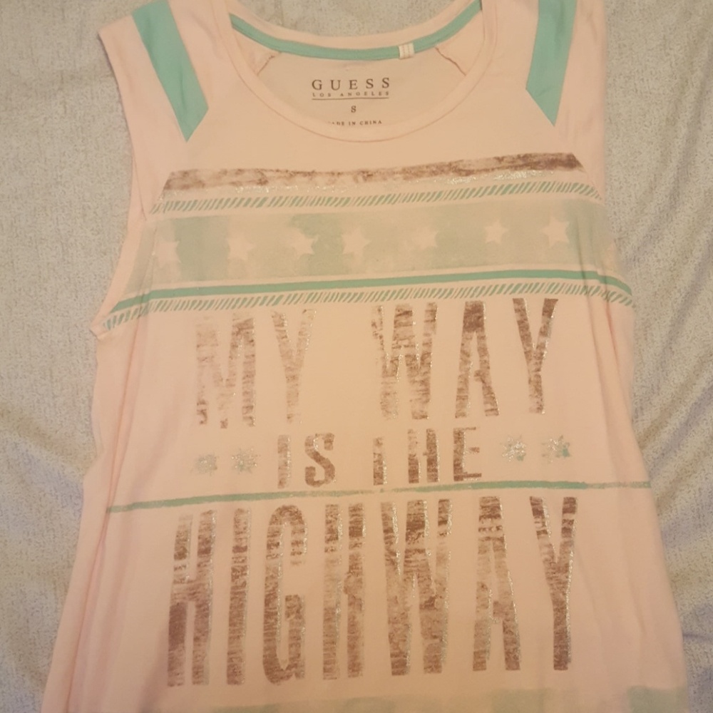 Guess tee