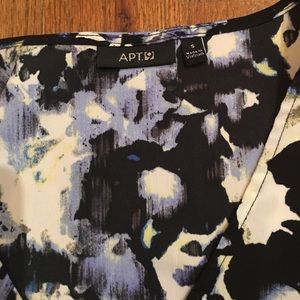 Apt 9 Floral sleeveless dress small
