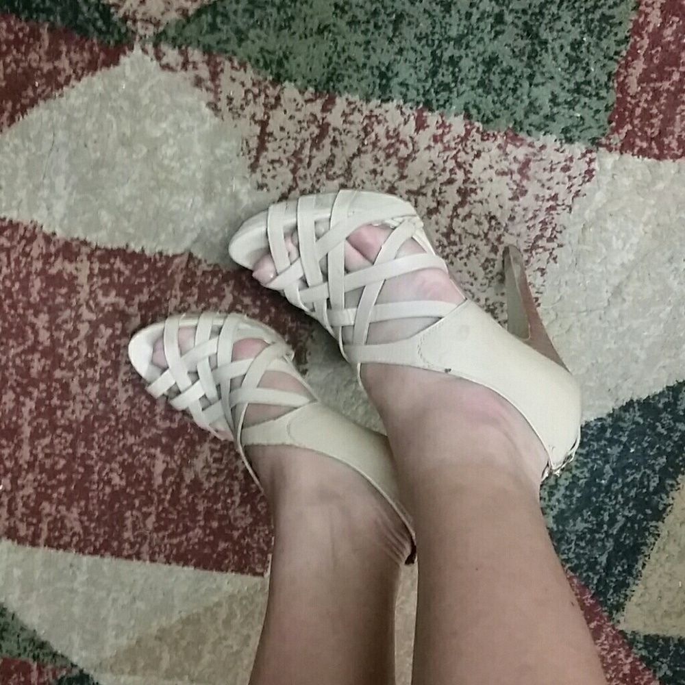Chinese laundry heels