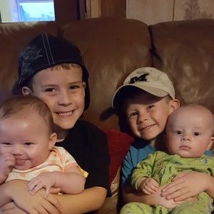 Meet your Posher, Amie