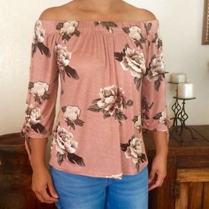 NWOT - Off the shoulder floral top