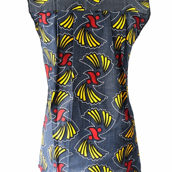 SOLD ❌African Print Women's Sleeveless  Shirt - Picture 5 of 5