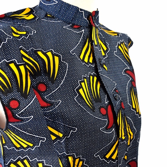 SOLD ❌African Print Women's Sleeveless  Shirt - Picture 4 of 5
