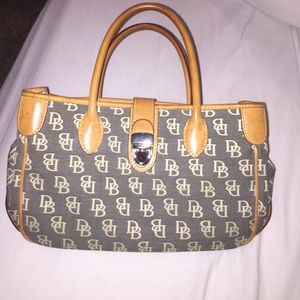 Dooney & Bourke Purse