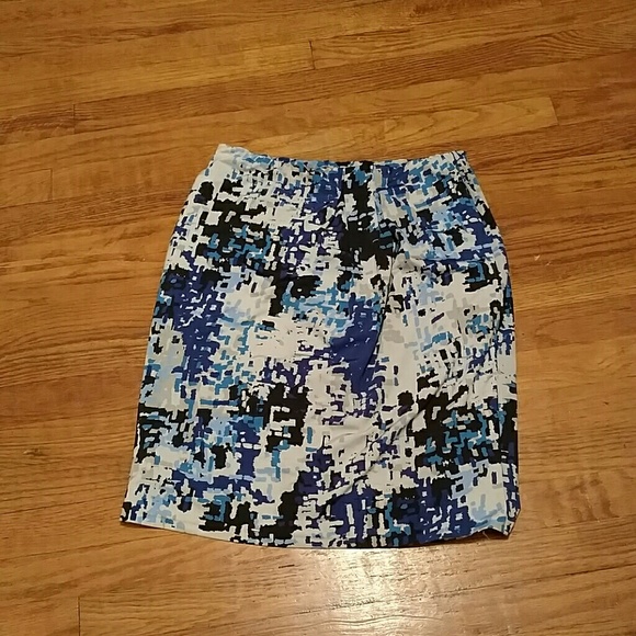 Ellen Tracy Dresses & Skirts - Ellen Tracy Skirt- Medium