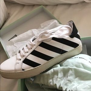 Off white womens sneakers 100% authentic