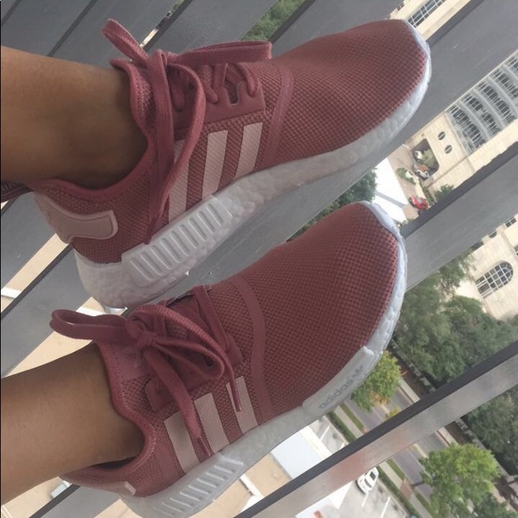 Women’s ADIDAS NMD PINK R1