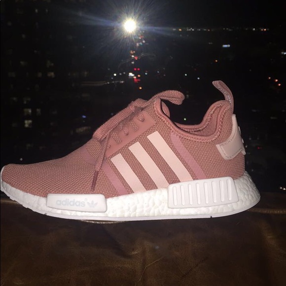 Women’s ADIDAS NMD PINK R1