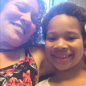 Meet your Posher, Toni