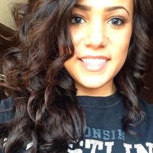 Meet your Posher, Monica