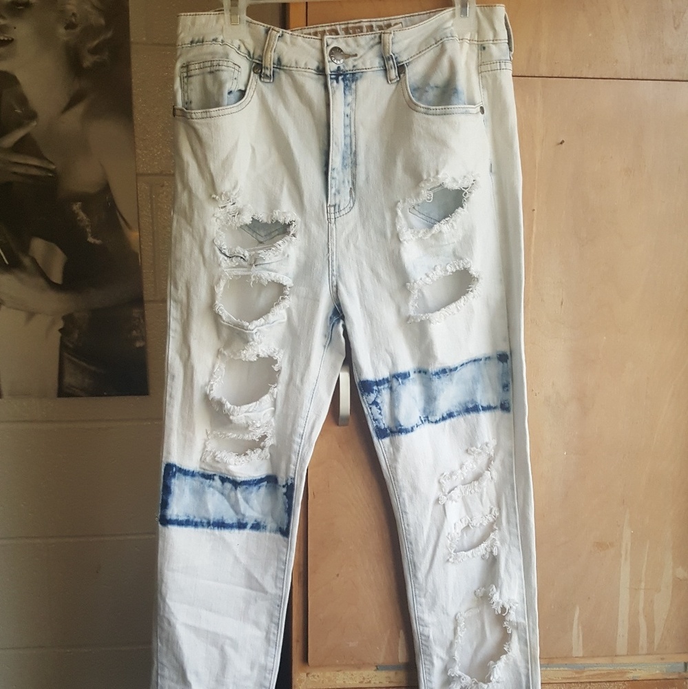 SOLD.....Distressed jeans