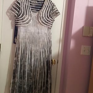 Beautiful Gray and white dress