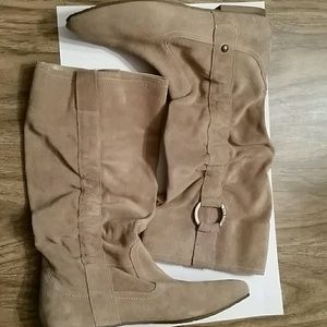 Guess boots, size 8