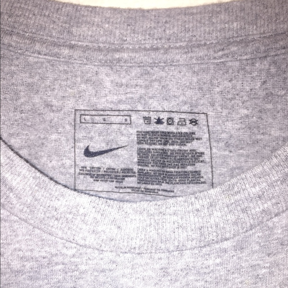 Nike men’s shirt - Picture 4 of 4