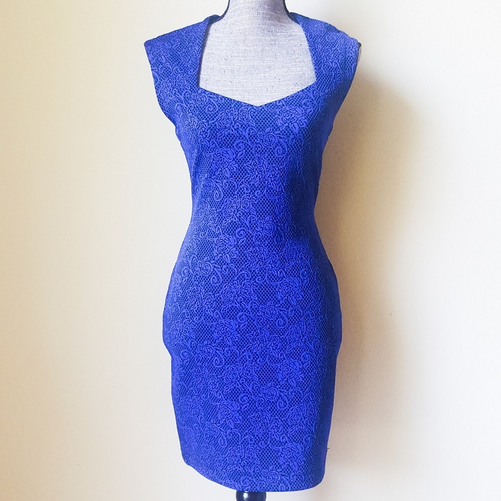 Forever 21 Bodycon Sleeveless Electric Blue Dress